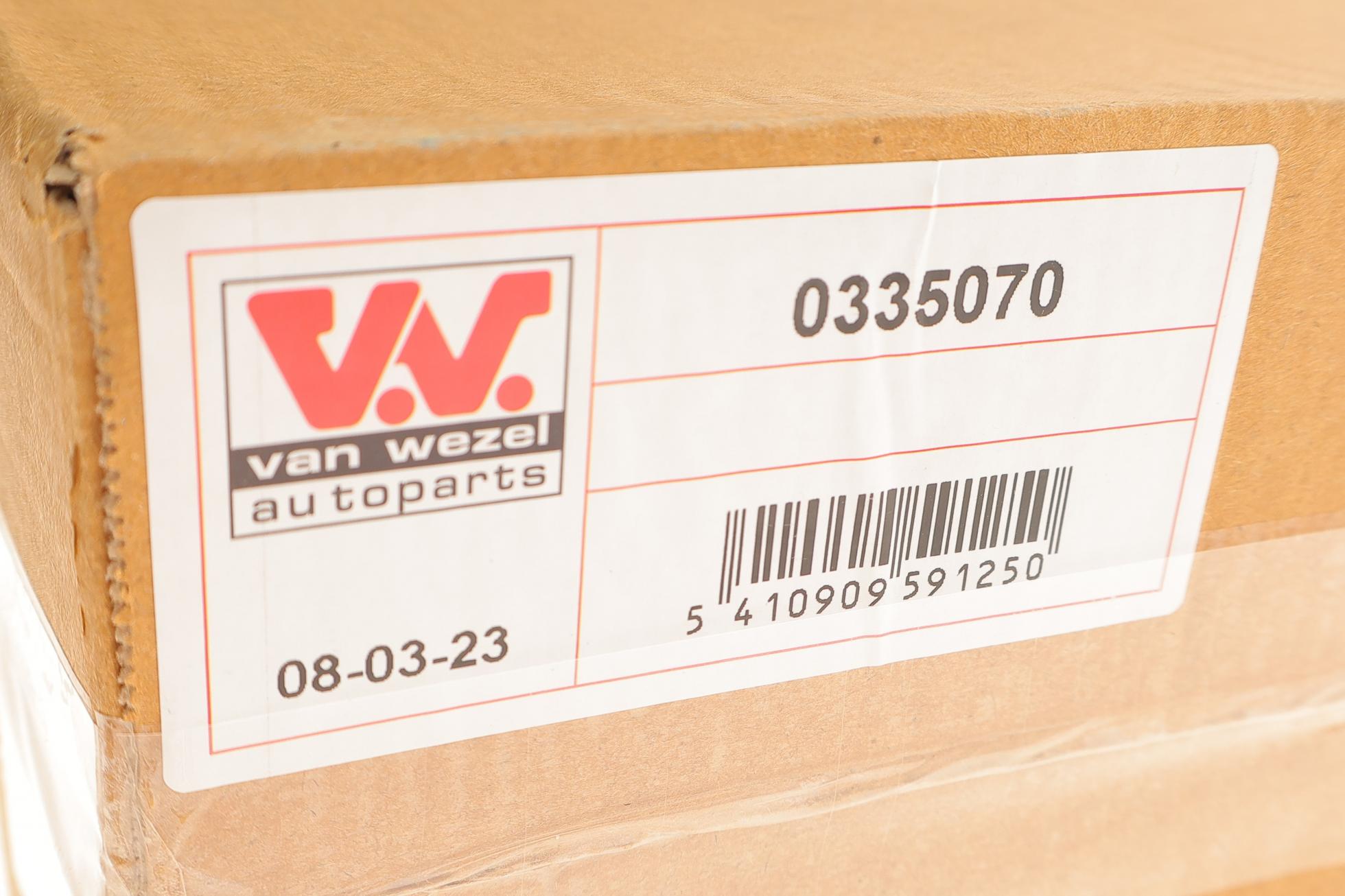 0335070 VAN WEZEL